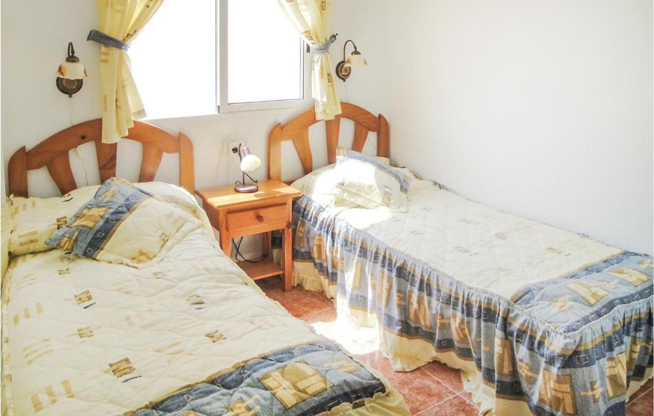 2 Bedroom Cozy Apartment In Torrevieja Exterior photo